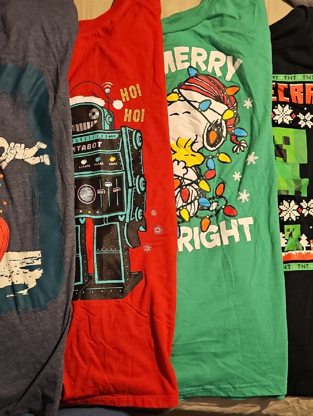 Boys Xxl Lot Of 4 Holiday Tees
